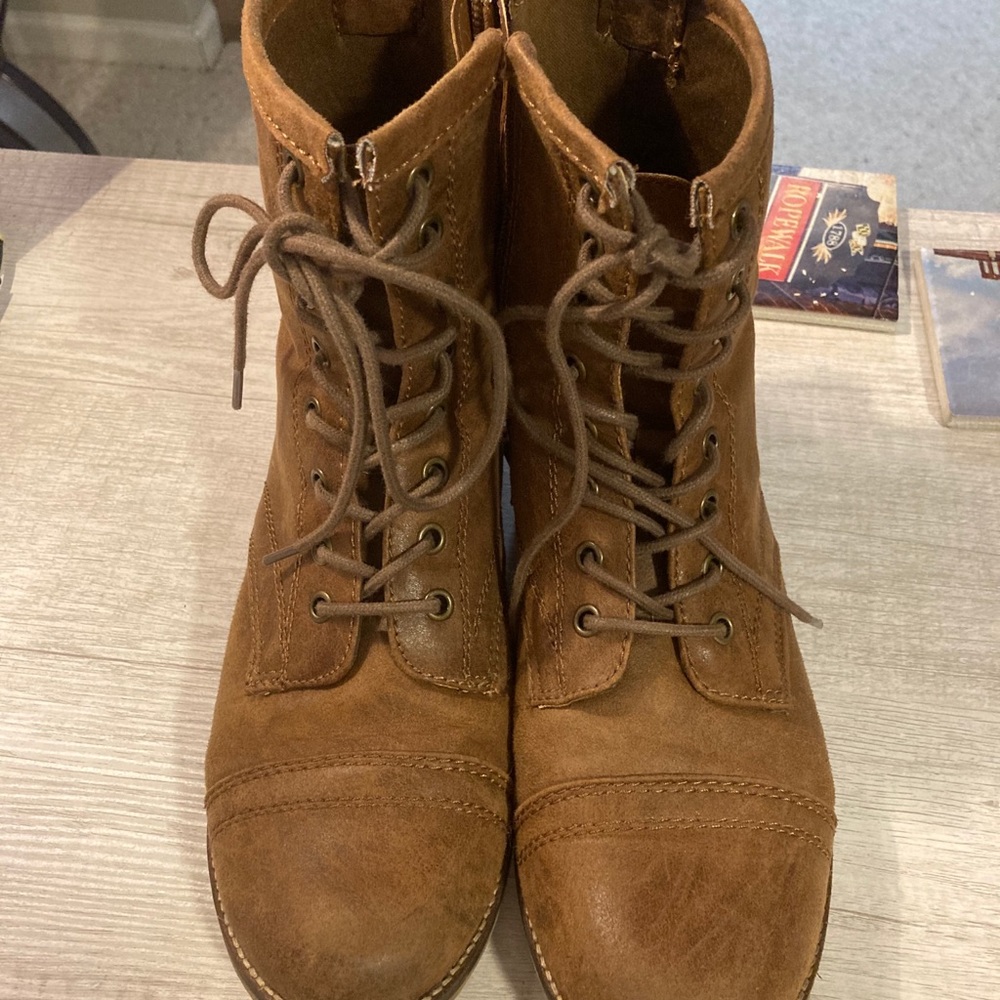 Madden Girl size 10 Brown Combat Boots